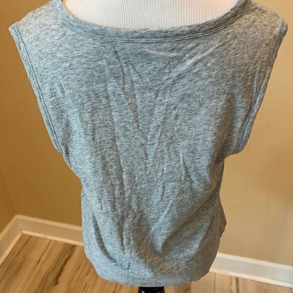 Banana Republic Gray Keep It Simple Tank size M - Picture 5 of 5